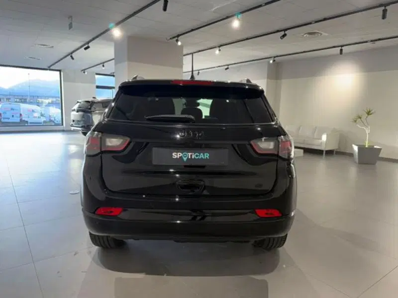 Jeep Compass usata a Salerno (5)