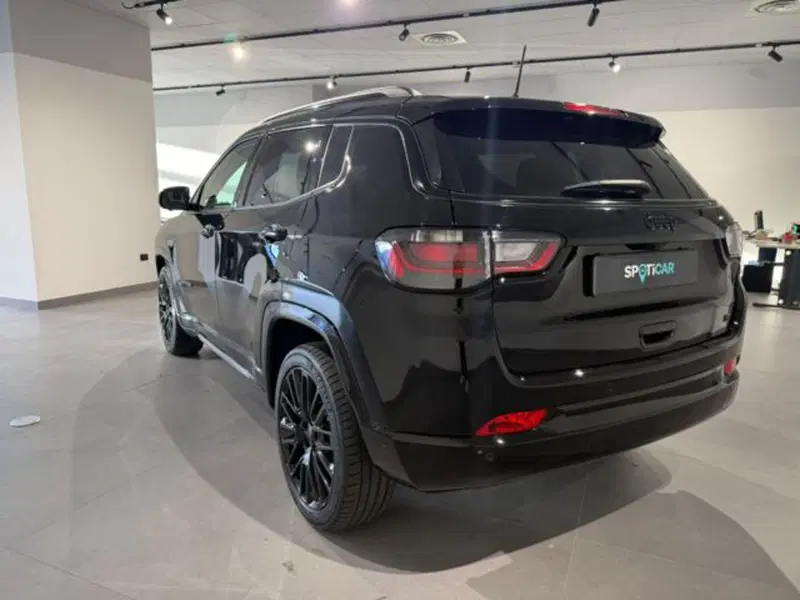 Jeep Compass usata a Salerno (6)