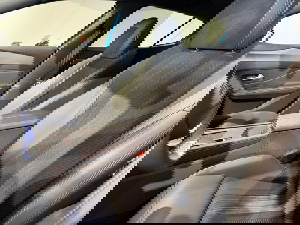 Peugeot 408 nuova a Salerno (11)