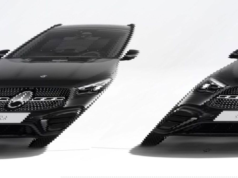 Mercedes-Benz GLA SUV nuova a Verona (3)