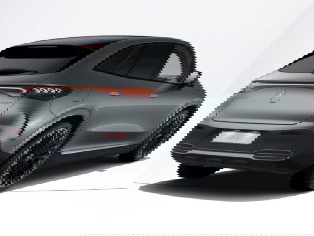 Mercedes-Benz EQE SUV nuova a Verona (2)