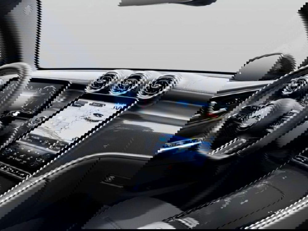 Mercedes-Benz GLC nuova a Verona (8)