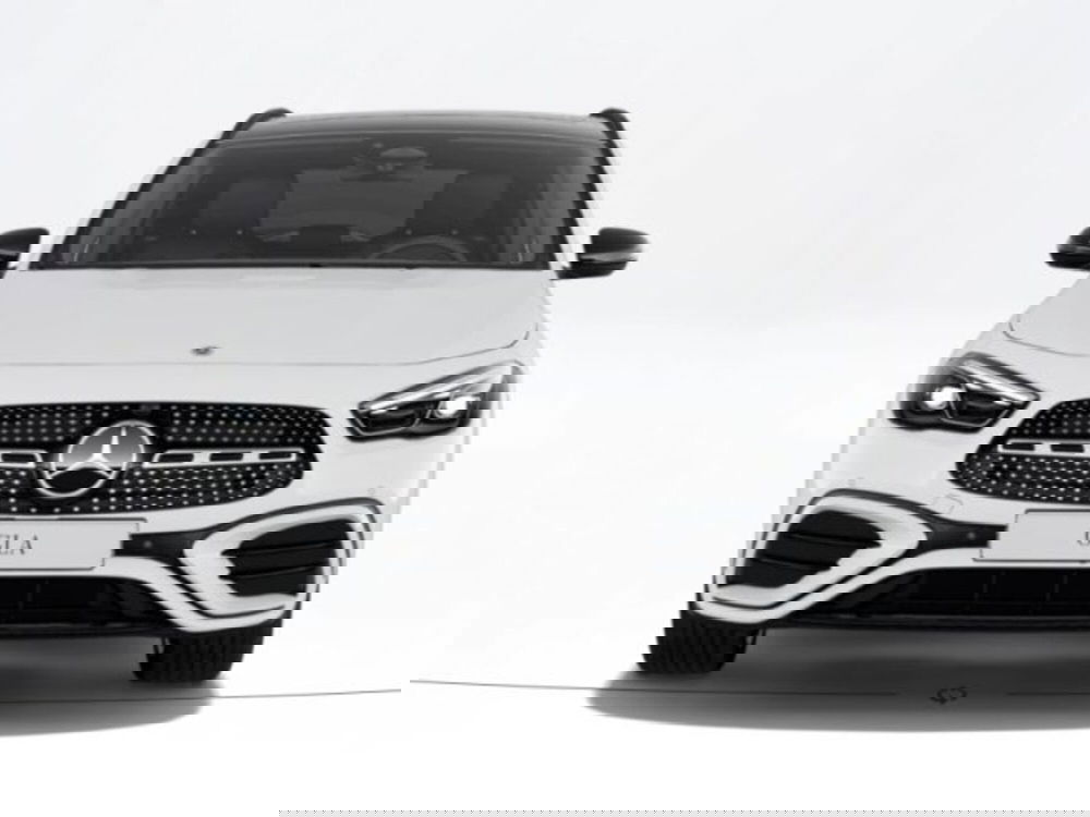 Mercedes-Benz GLA SUV nuova a Verona (3)