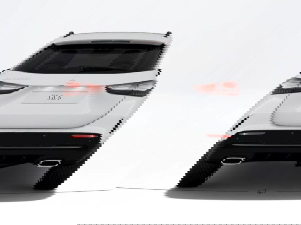 Mercedes-Benz GLA SUV nuova a Verona (4)