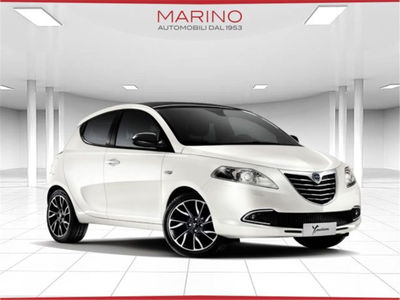 Lancia Ypsilon 1.0 FireFly 5 porte S&amp;S Hybrid Ecochic A. Ferretti del 2022 usata a Bari