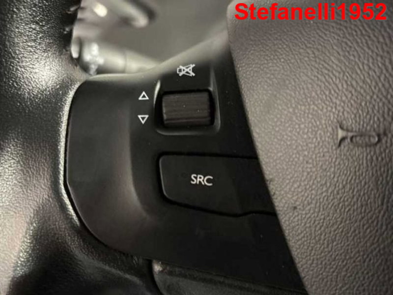 Peugeot 208 usata a Bologna (20)
