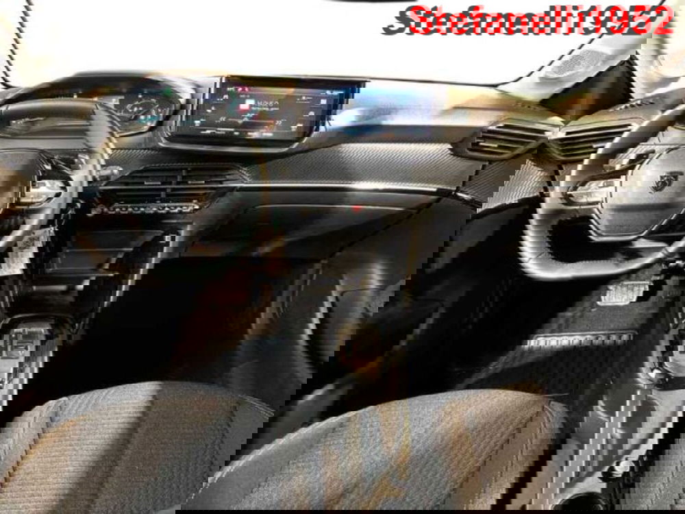 Peugeot 208 nuova a Bologna (13)