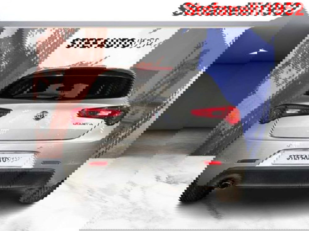 Alfa Romeo Giulietta usata a Bologna (6)