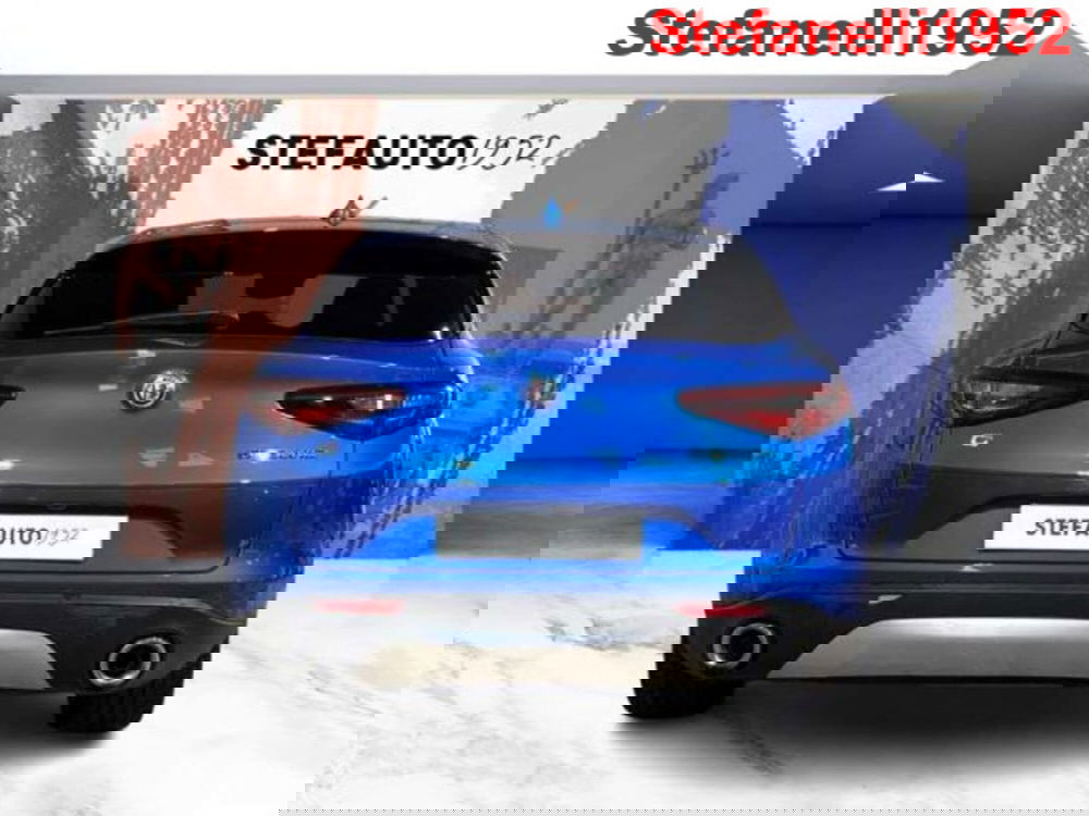 Alfa Romeo Stelvio usata a Bologna (6)