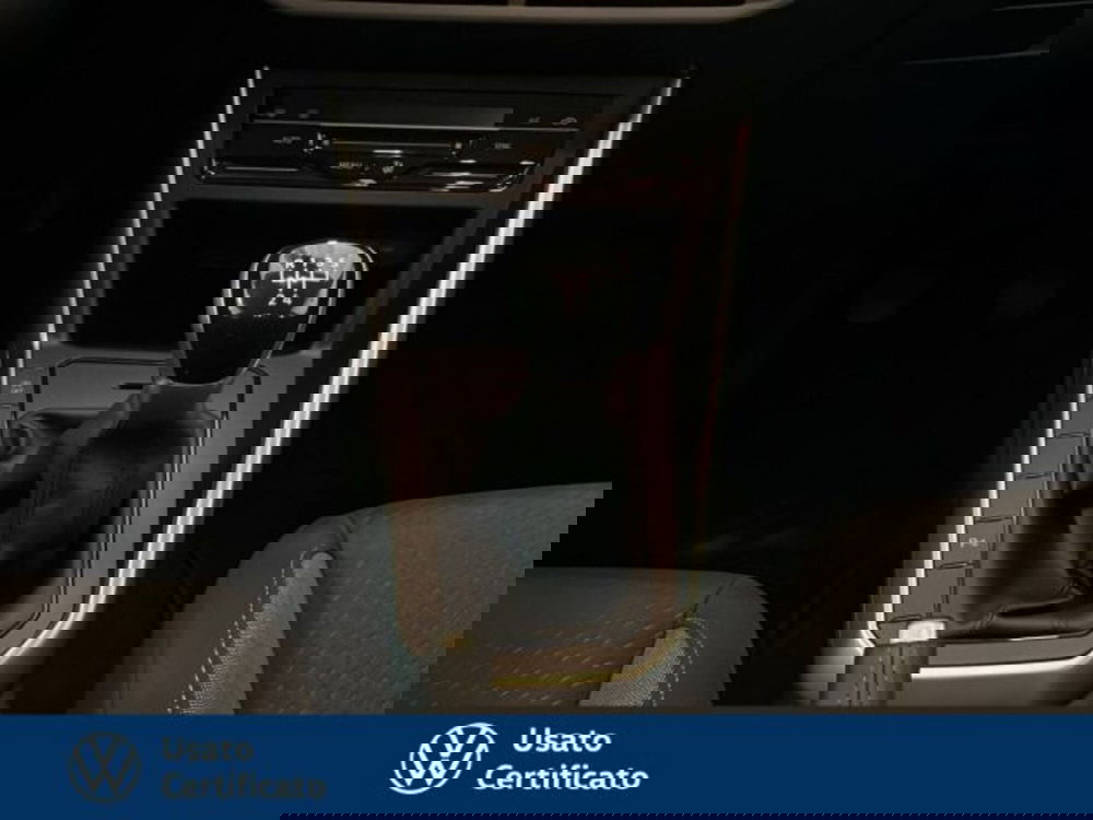 Volkswagen Polo nuova a Vicenza (10)