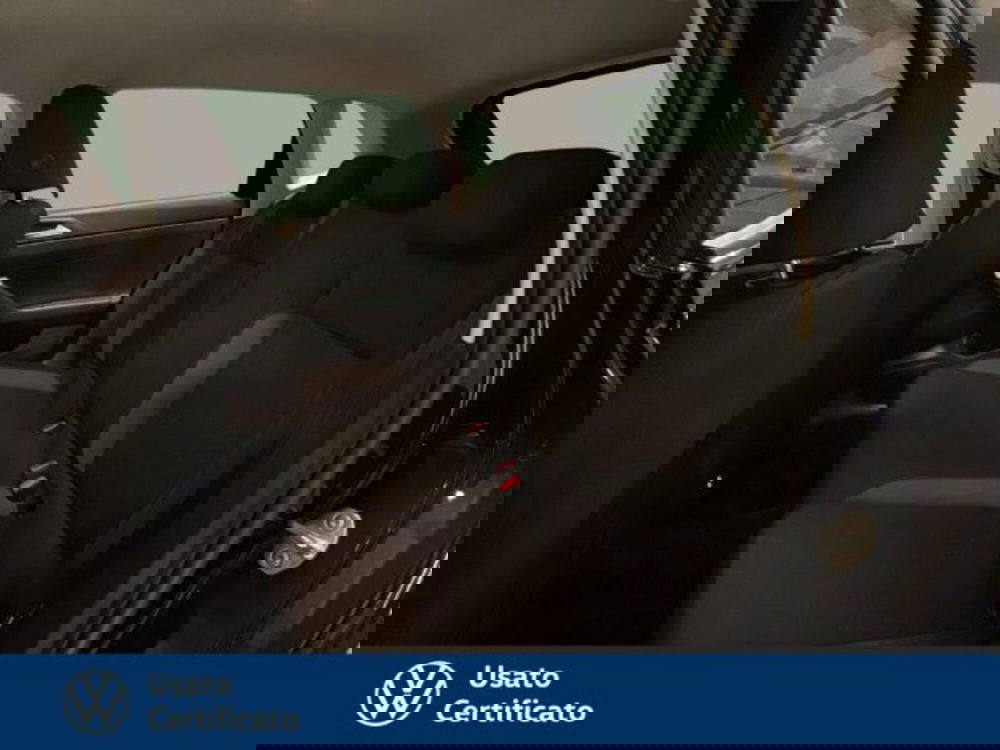 Volkswagen Polo nuova a Vicenza (17)