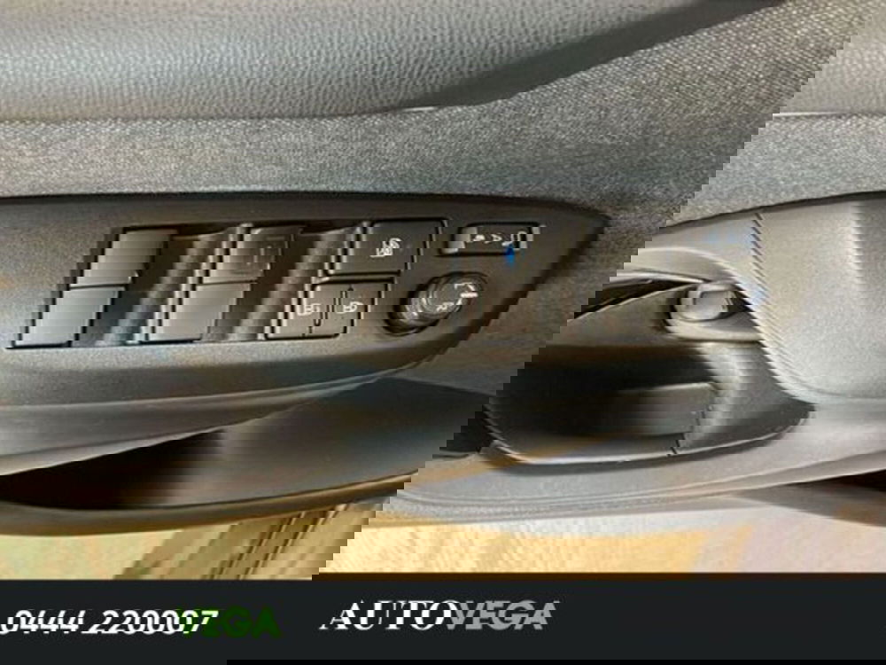Toyota Yaris Cross usata a Vicenza (16)