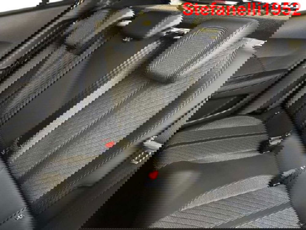 Peugeot 2008 nuova a Bologna (9)