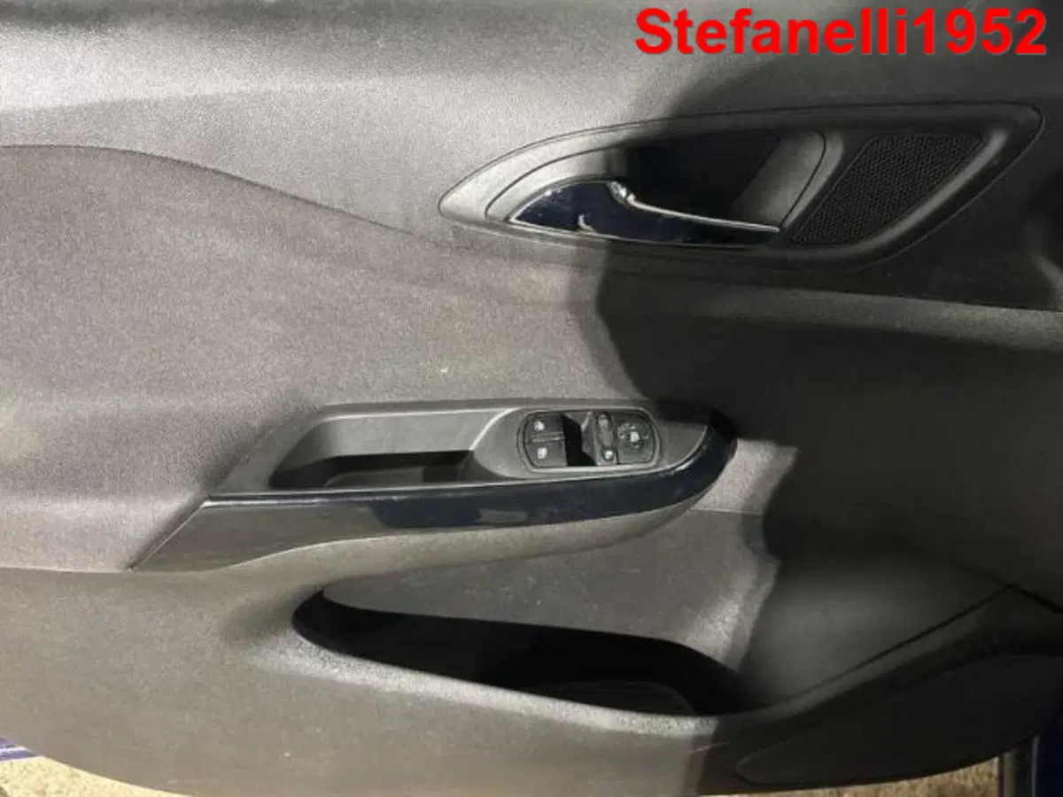 Opel Corsa Coupé usata a Bologna (10)