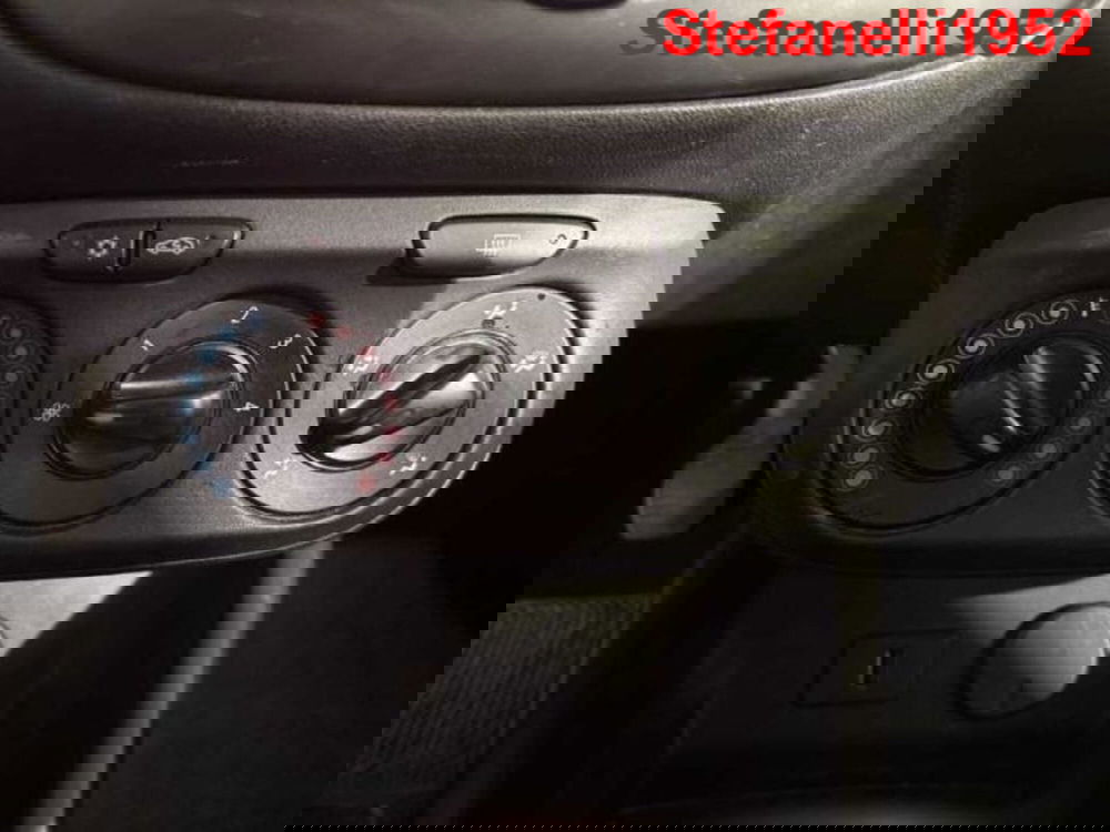 Opel Corsa Coupé usata a Bologna (17)