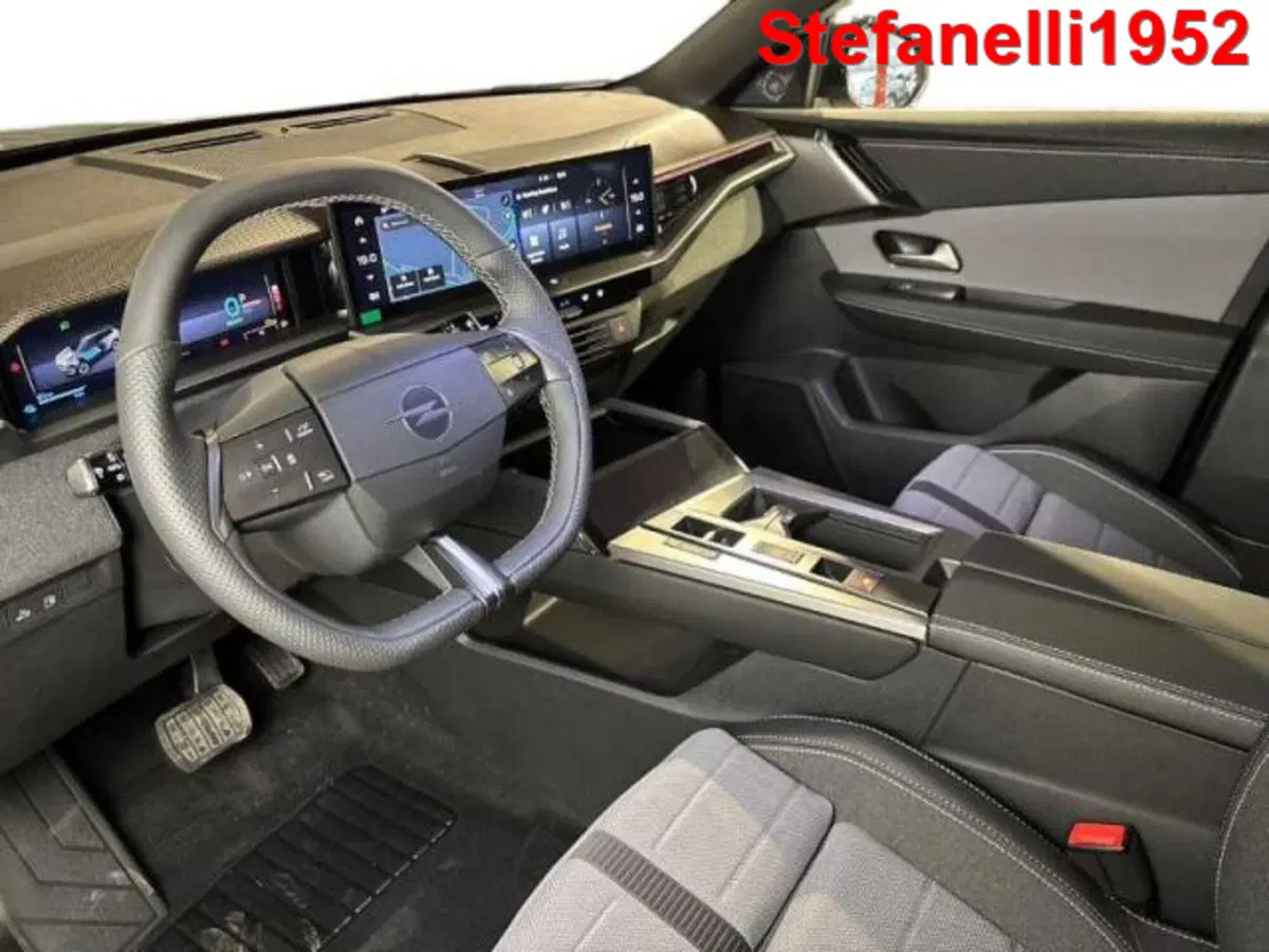 Opel Grandland nuova a Bologna (11)