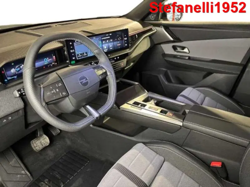 Opel Grandland nuova a Bologna (11)