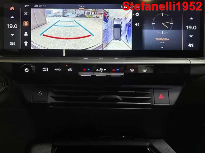 Opel Grandland nuova a Bologna (12)