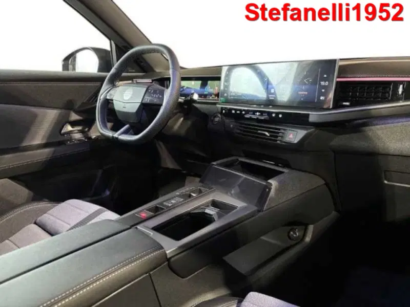 Opel Grandland nuova a Bologna (15)