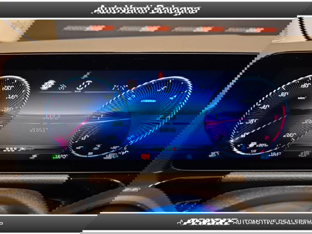 Mercedes-Benz GLA SUV usata a Bologna (14)