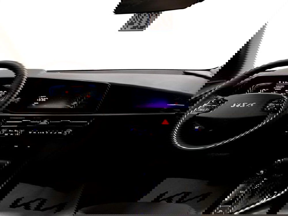 Kia Niro nuova a Piacenza (8)