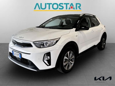 Kia Stonic 1.0 T-GDi 100 CV MHEV iMT Style del 2022 usata a Piacenza