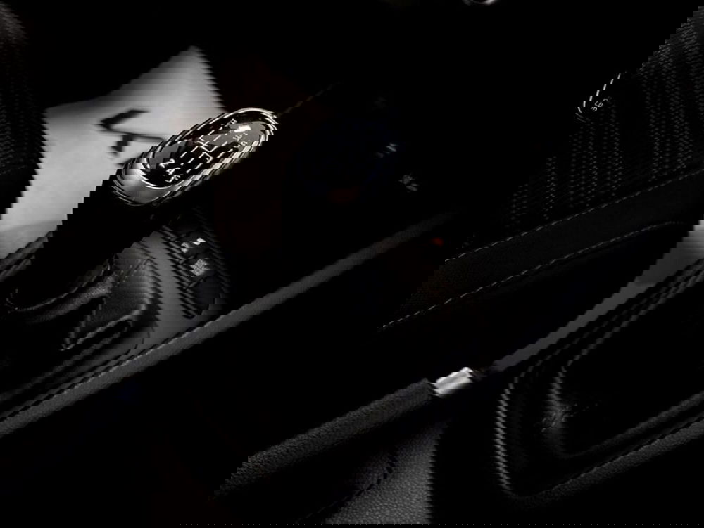 Kia Stonic usata a Piacenza (15)