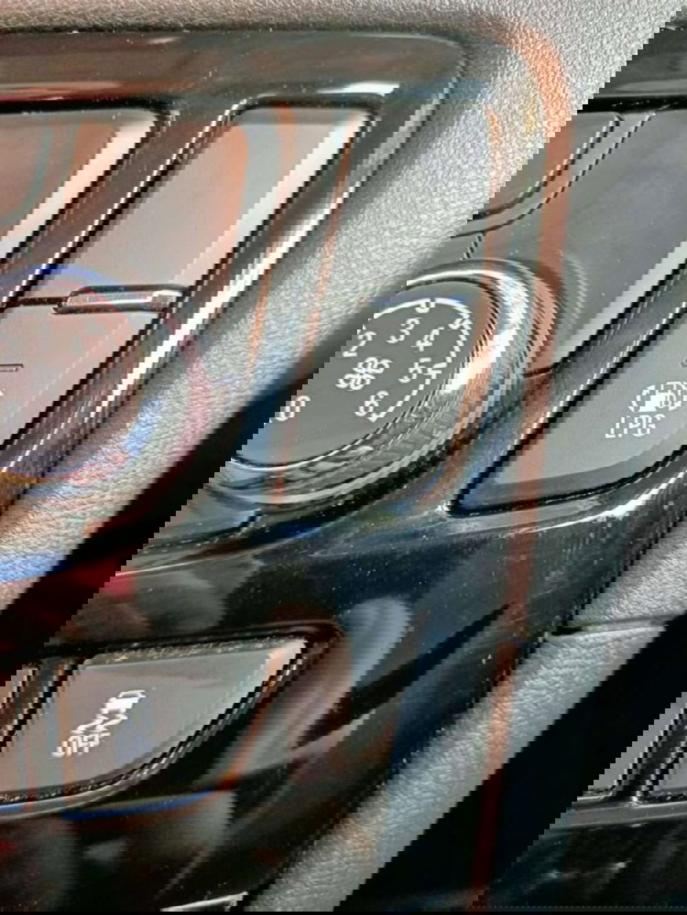 Opel Mokka usata a Firenze (8)