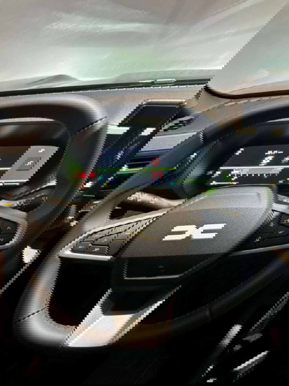 Dacia Bigster nuova a Firenze (18)