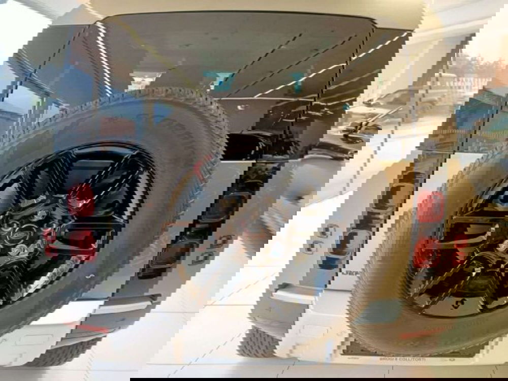 Land Rover Defender nuova a Firenze (5)