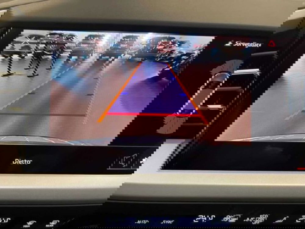 Audi Q4 Sportback nuova a Bologna (14)