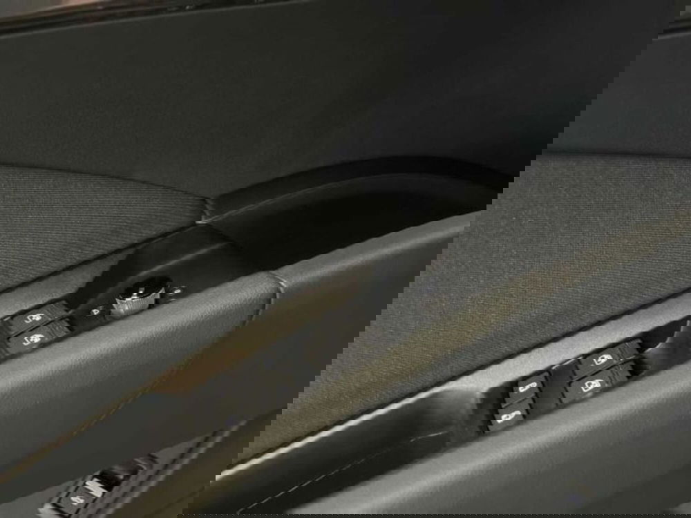 Audi Q4 Sportback nuova a Bologna (17)