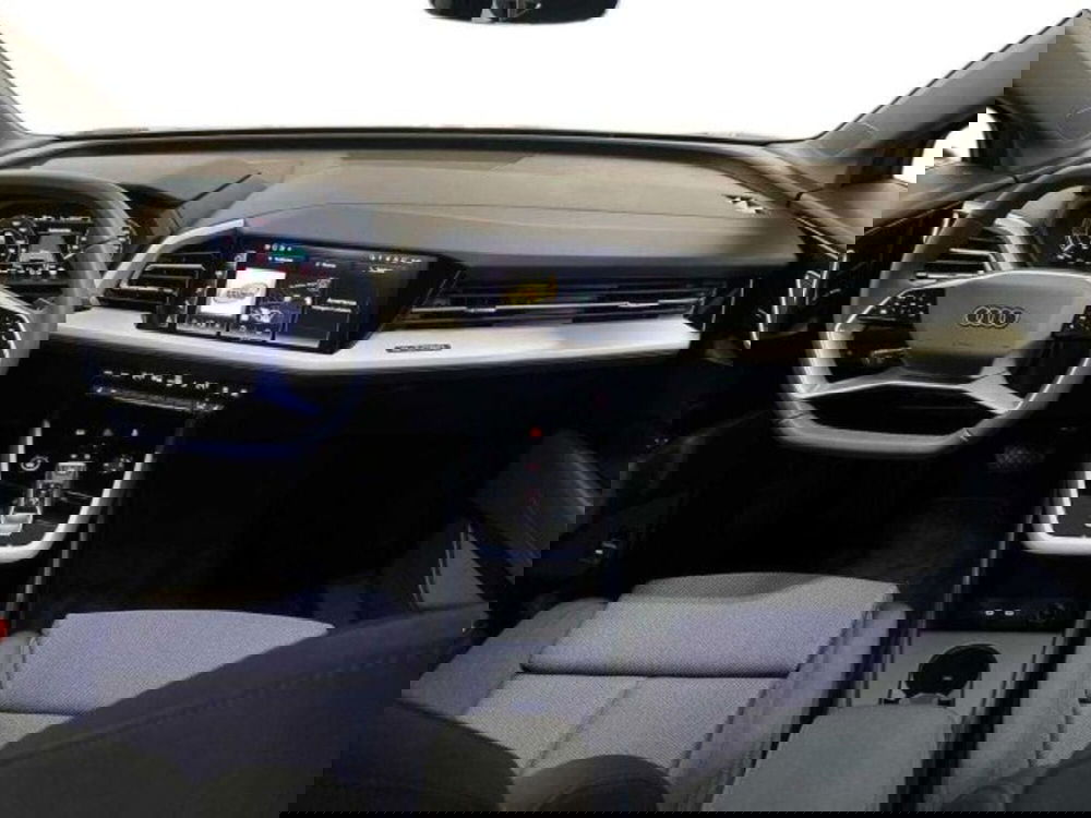 Audi Q4 Sportback nuova a Bologna (9)