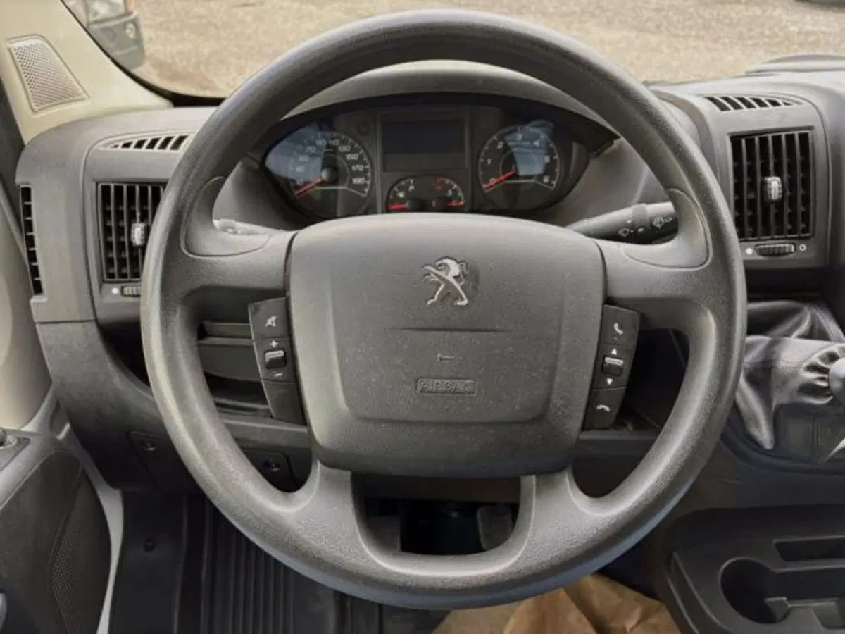 Peugeot Boxer Furgone usata a Brescia (11)