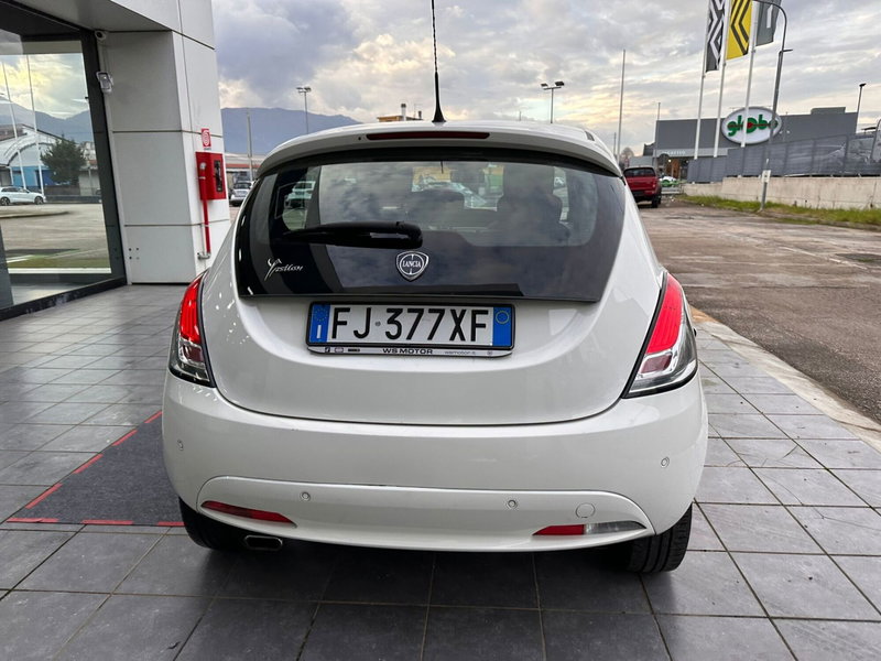 Lancia Ypsilon usata a Frosinone (18)