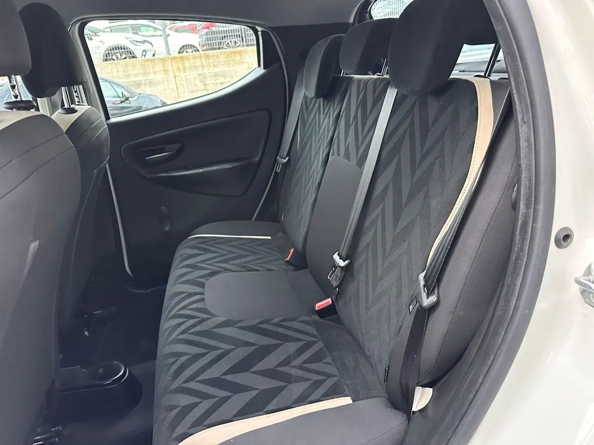 Lancia Ypsilon usata a Frosinone (6)