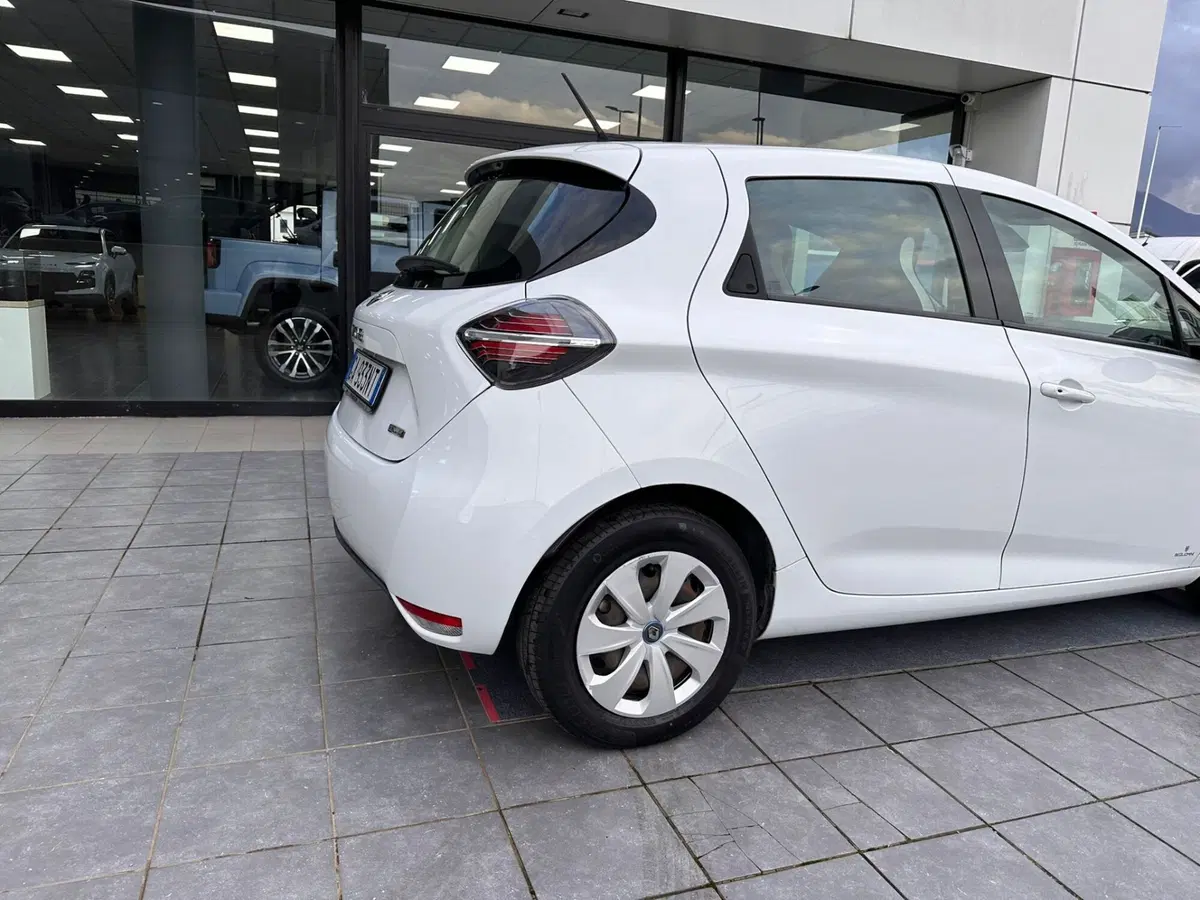 Renault Zoe usata a Frosinone (10)