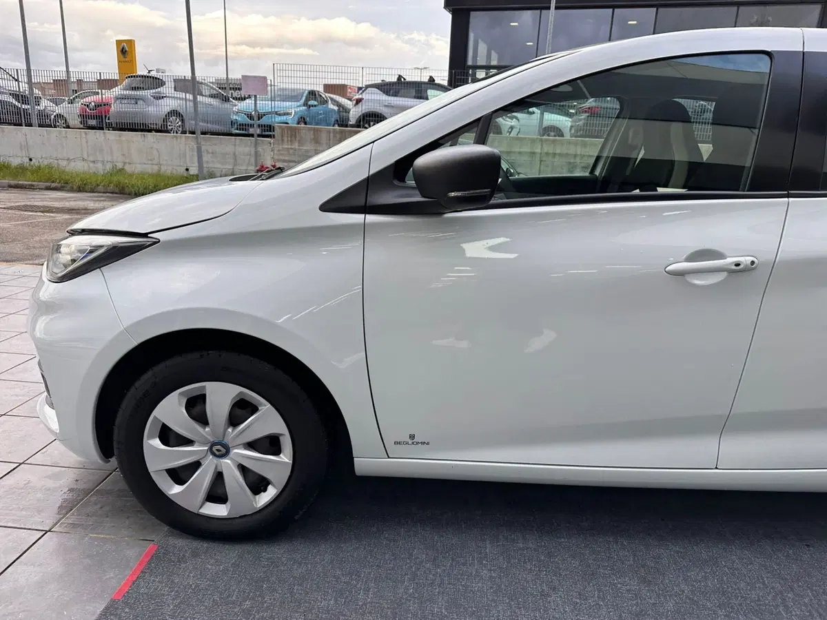 Renault Zoe usata a Frosinone (5)