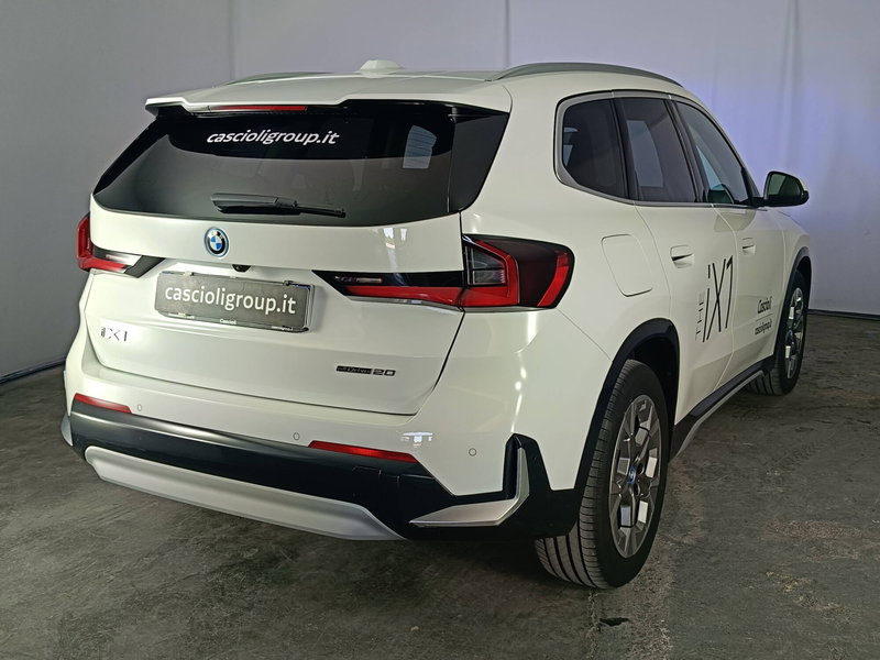 BMW iX1 usata a Ascoli Piceno (5)