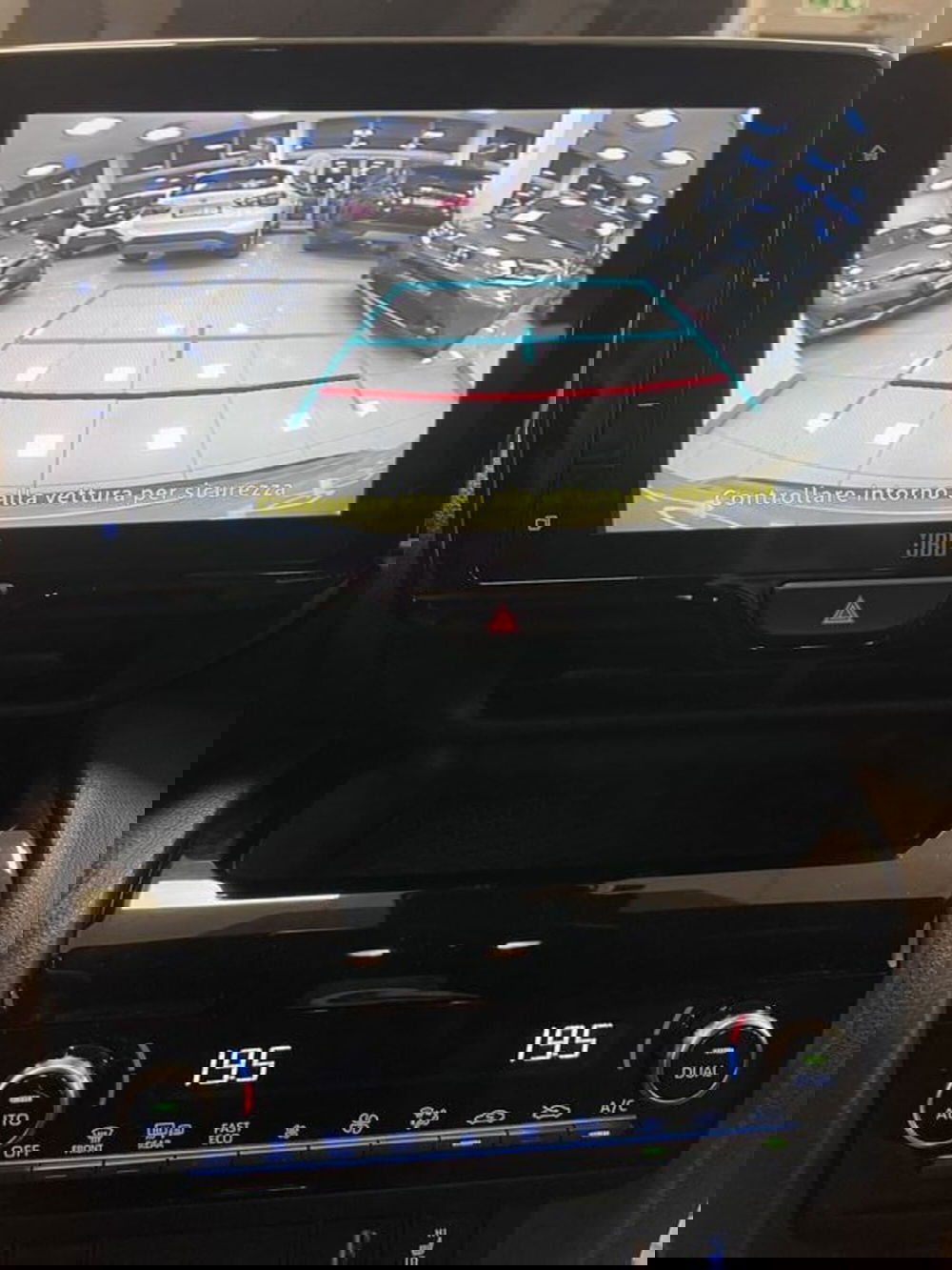 Toyota Yaris Cross usata a Prato (13)