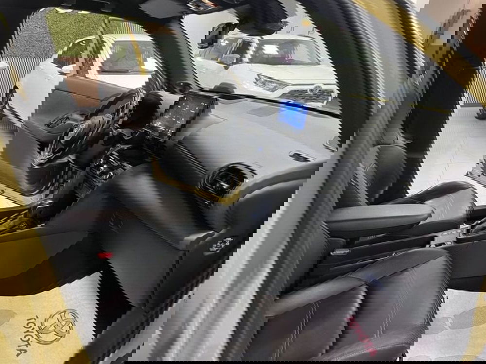 Toyota Yaris Cross usata a Prato (8)