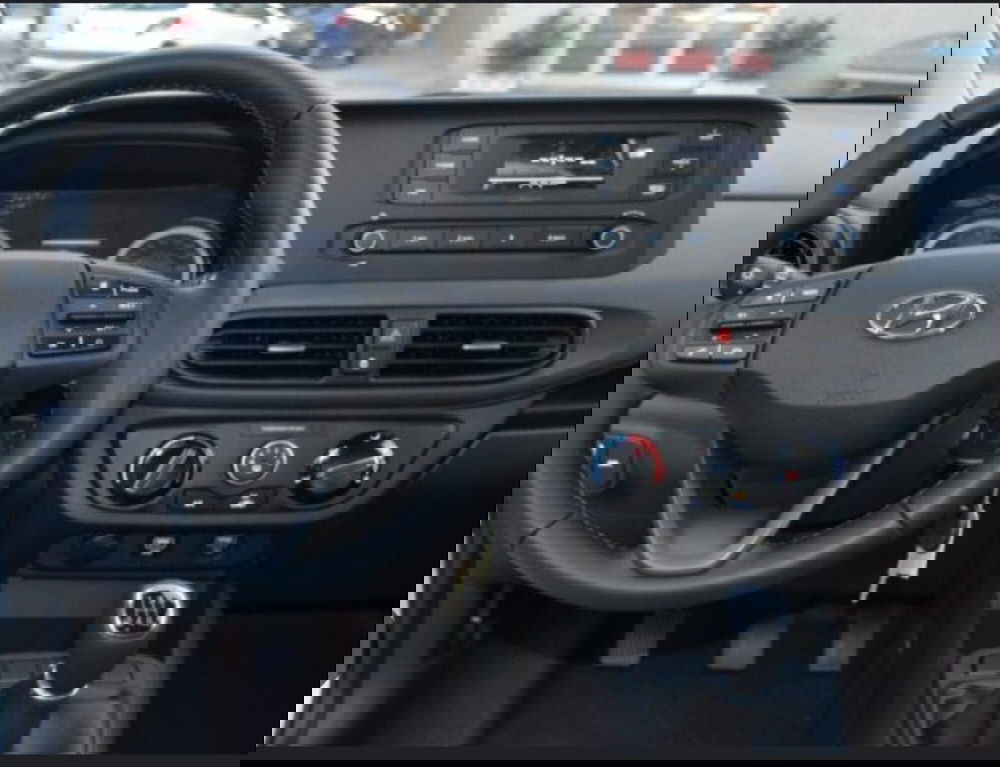 Hyundai i10 nuova a Palermo (3)