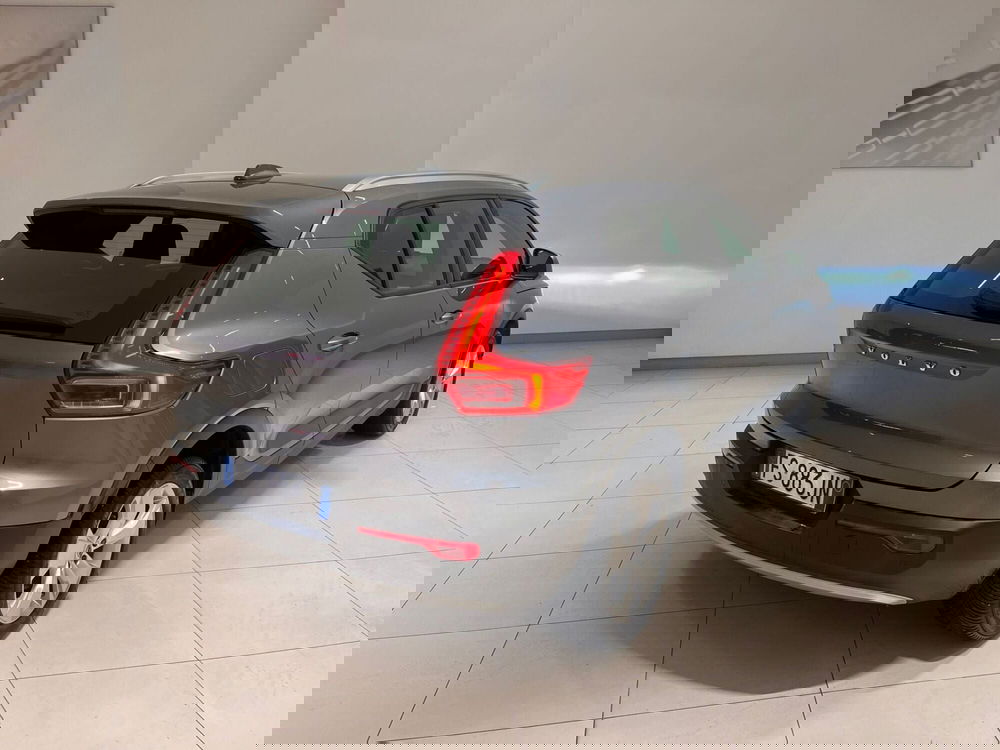 Volvo XC40 usata a Napoli (2)