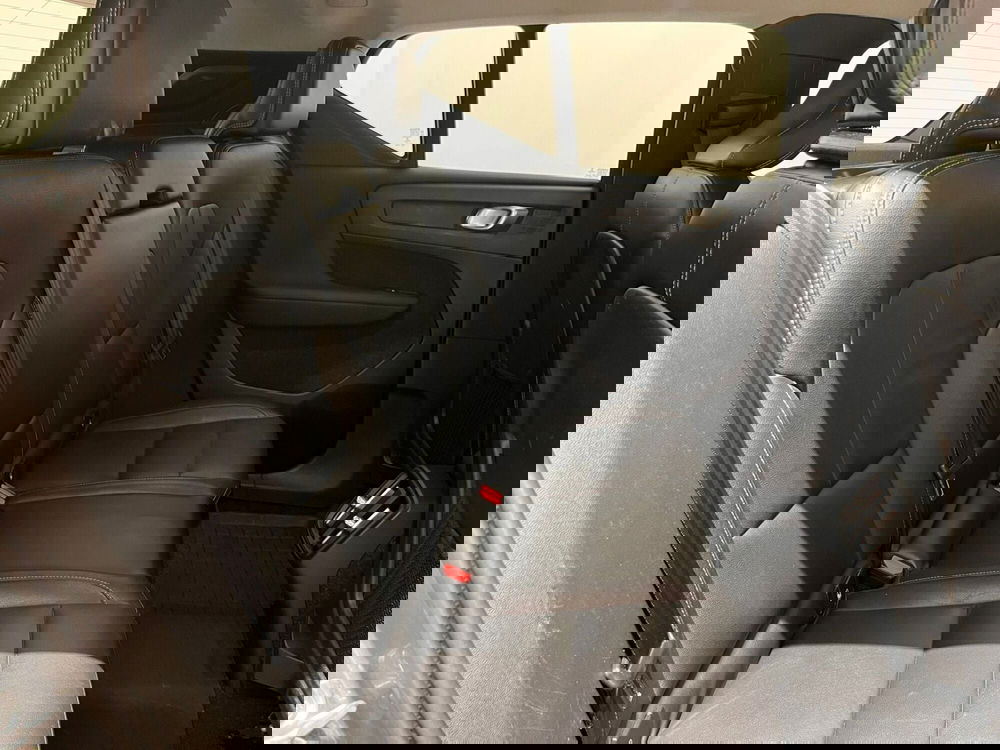 Volvo XC40 usata a Napoli (5)