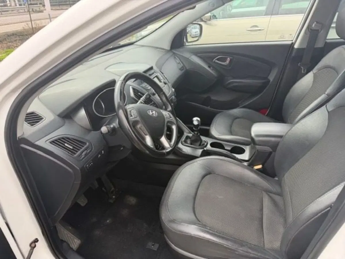 Hyundai ix35 usata a Prato (12)