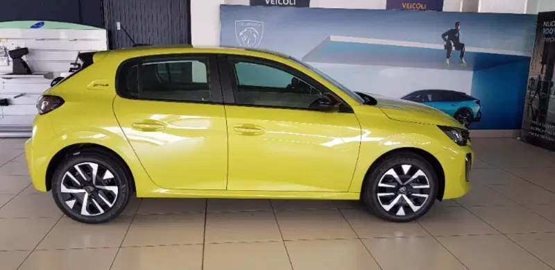 Peugeot 208 nuova a Pordenone (10)