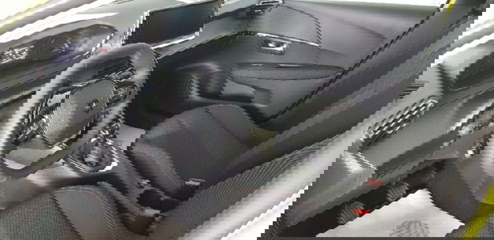 Peugeot 208 nuova a Pordenone (11)