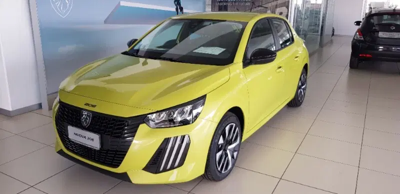 Peugeot 208 nuova a Pordenone (3)