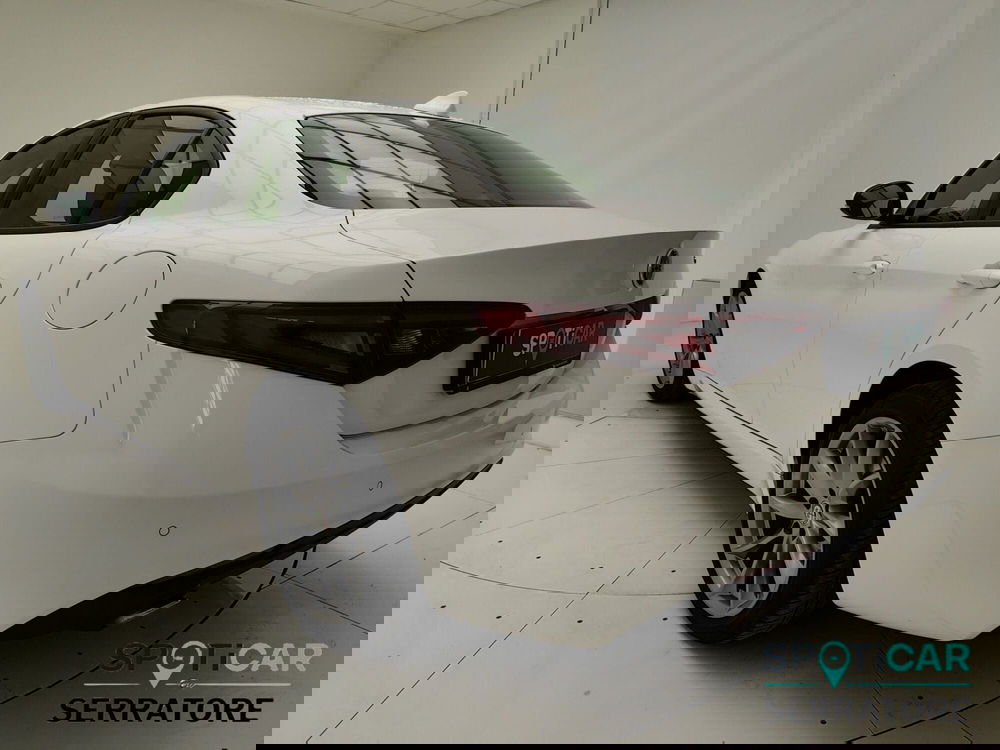 Alfa Romeo Giulia usata a Como (4)