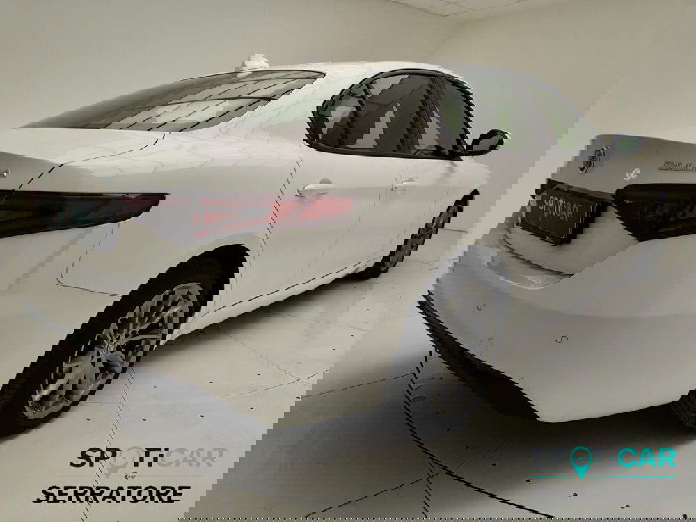 Alfa Romeo Giulia usata a Como (5)